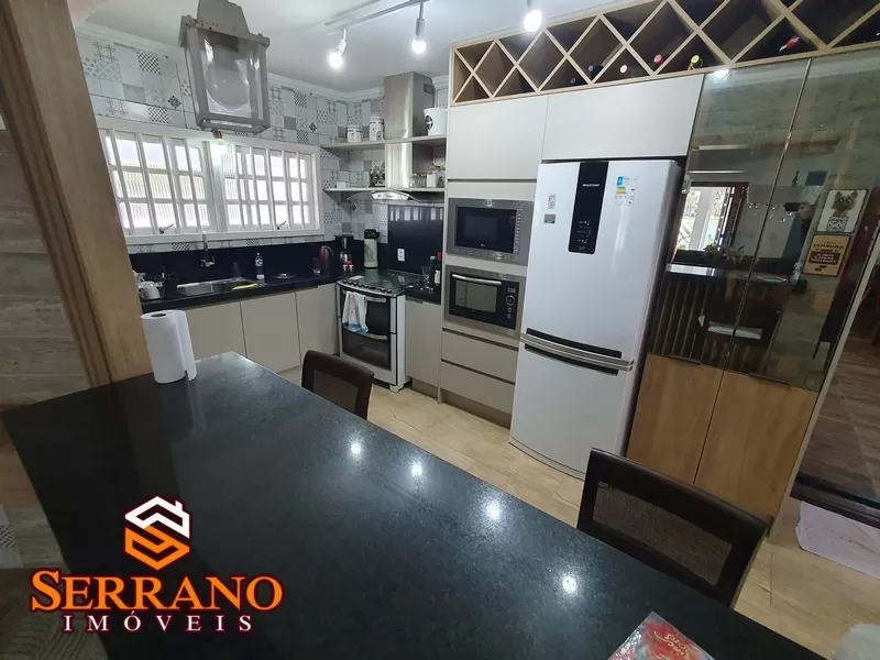 Casa, 4 quartos, 272 m² - Foto 8